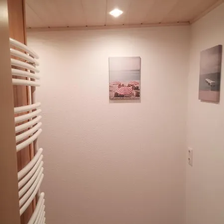 Zum Sebnitzer Hirsch Lägenhet *